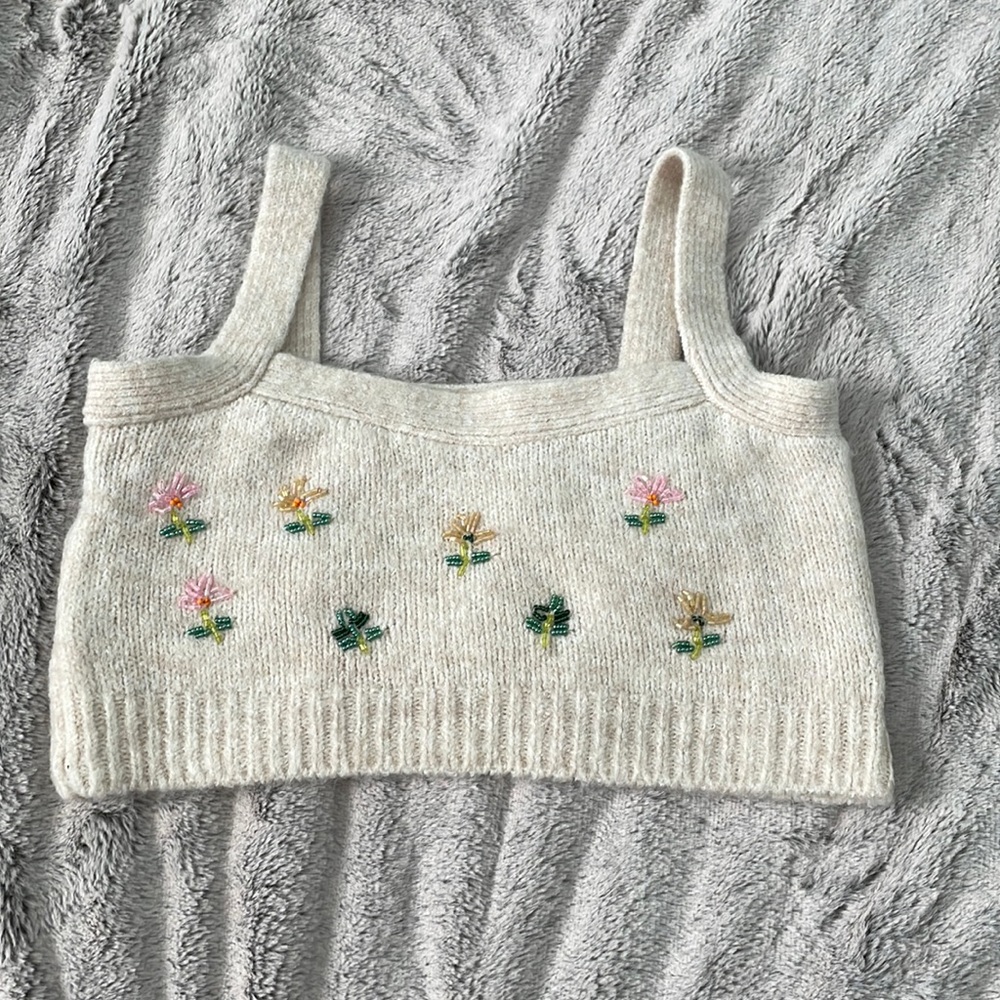 Goodnight Macaroon Cream Nelly Knit Bead Embroidered Crop Tank Top